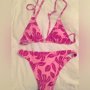 Shein. Bikini. M. New. Hygiene liner in place.